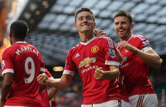 表现尤为突 表现尤为突